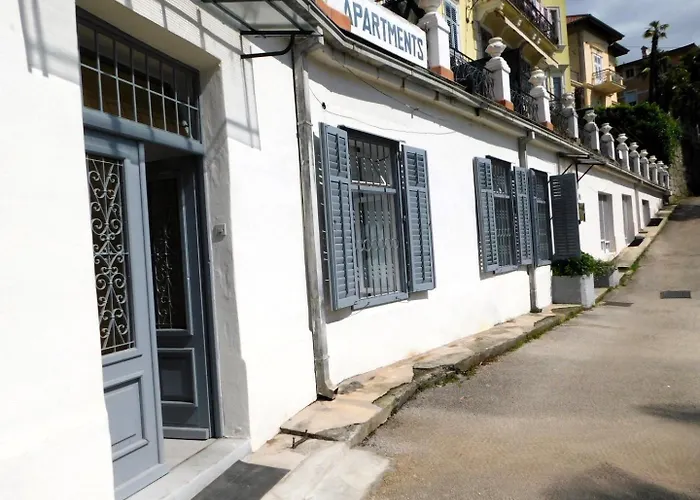 Fina Apartman Opatija